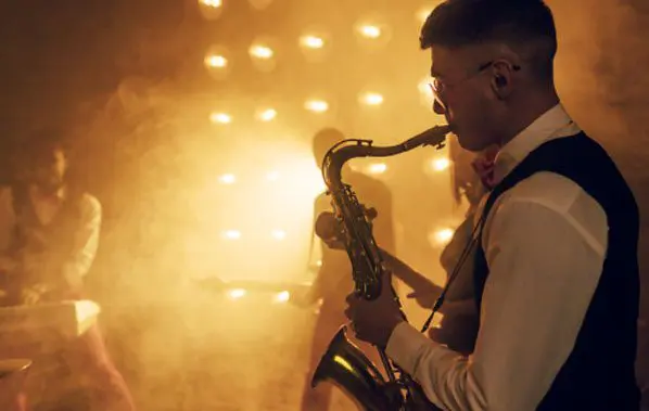 saxophone-case-study